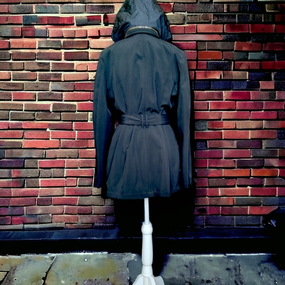 MICHAEL Michael Kors Asymmetrical Zip Trench Coat - Picture 3 of 12